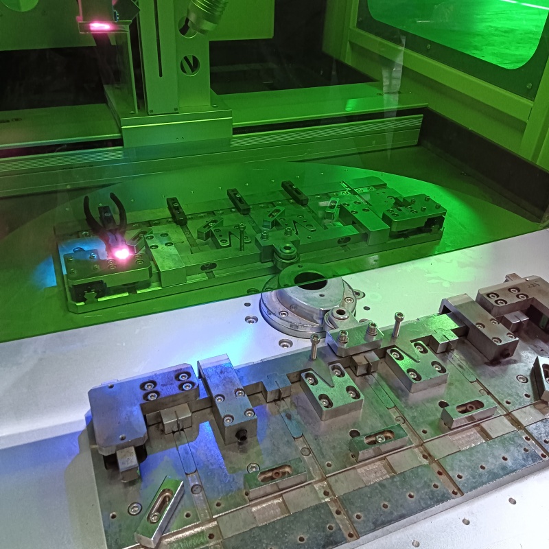 3000W Laser Hardening-Pincers